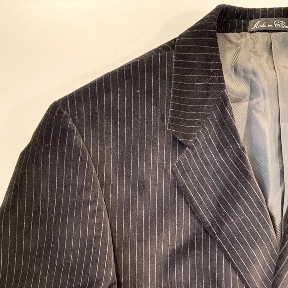 Blazer - Picture 10 of 13